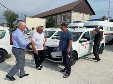 Муниципалитеты Дагестана начали получать новый санитарный автотранспорт