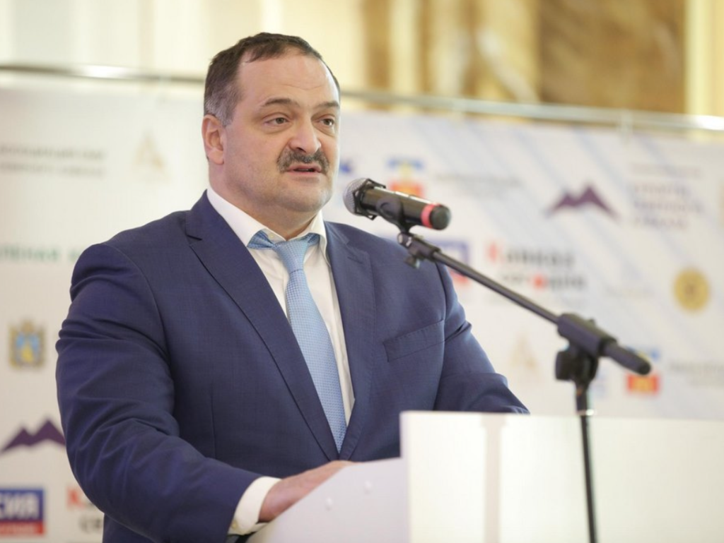Сергей Меликов поздравил дагестанцев с Днем физкультурника