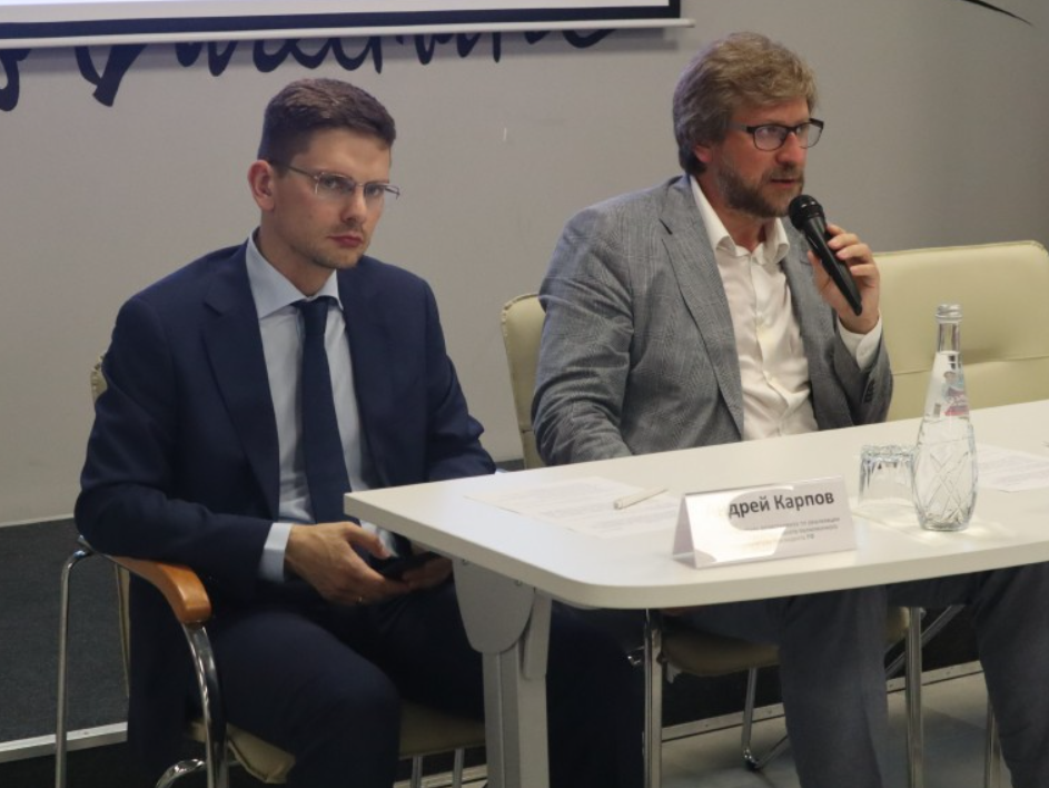 В Махачкале прошла встреча Фёдора Лукьянова с активистами проекта «Межрегиональный клуб лидеров «Будущее Кавказа»
