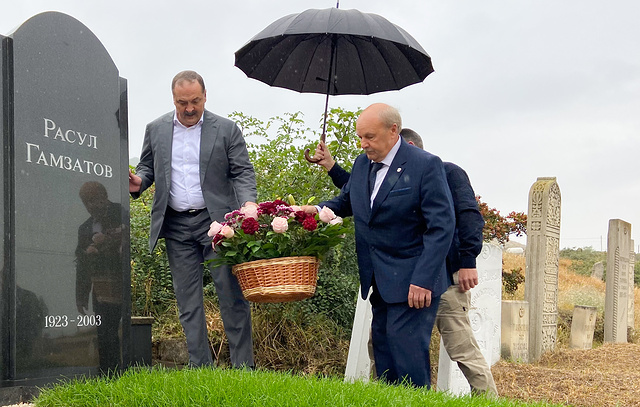 В Махачкале пройдет марафон стихов Гамзатова