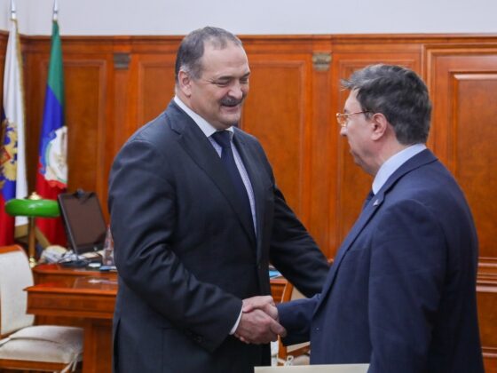 Сергей Меликов поздравил Джамбулата Магомедова с юбилеем