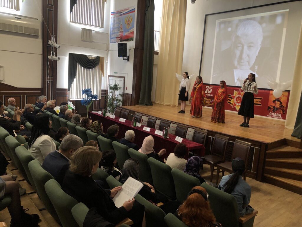 «Дни Белых Журавлей» прошел в Дербенте