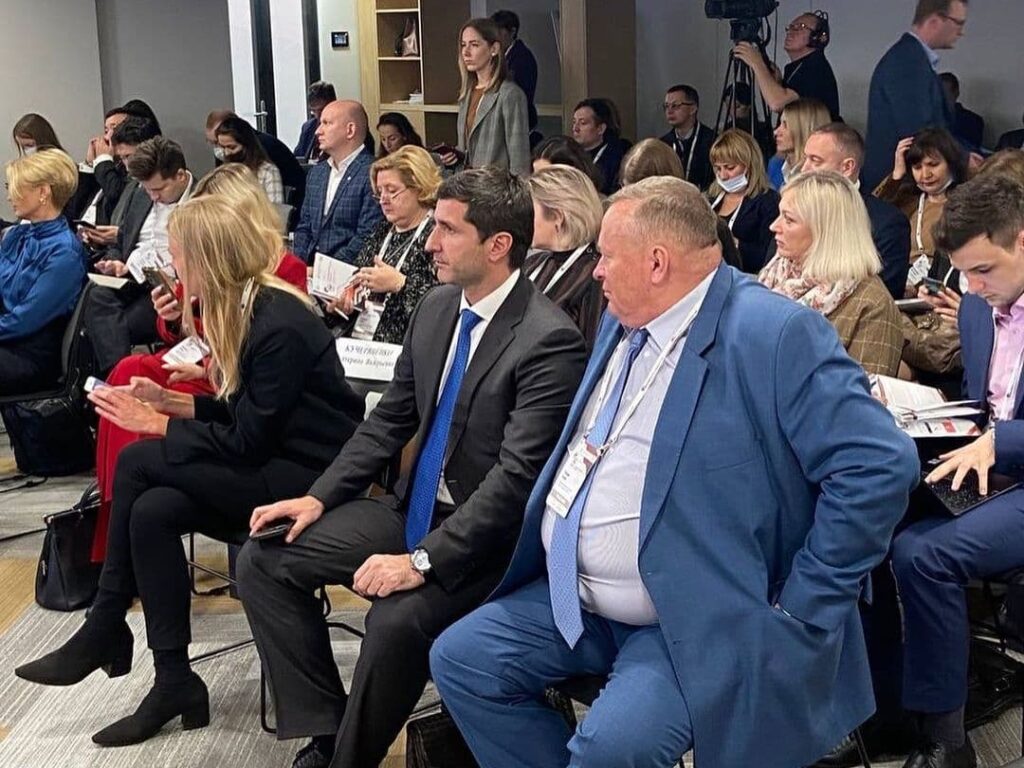 Батыр Эмеев принял участие в VIII Инфраструктурном конгрессе «Российская неделя ГЧП»