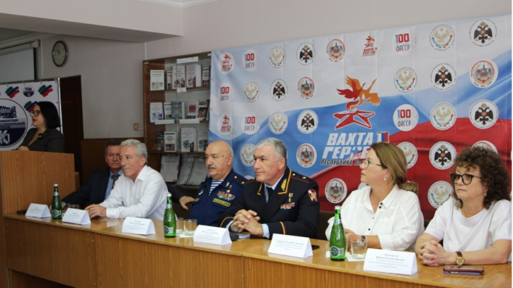 Жители города Кизляр приняли участие в проекте «Вахта Героев»