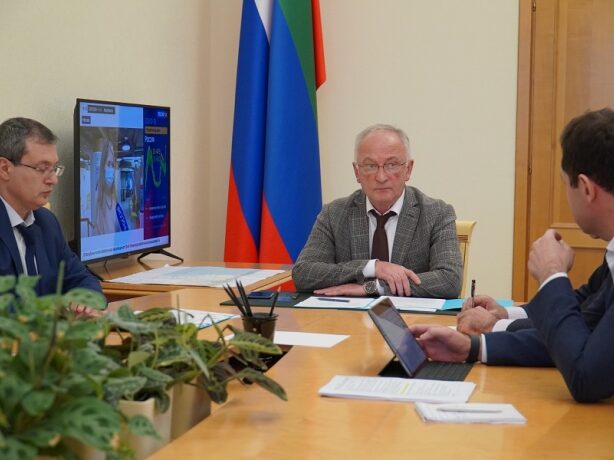 В Дагестанских Огнях полностью реконструируют систему водоотведения