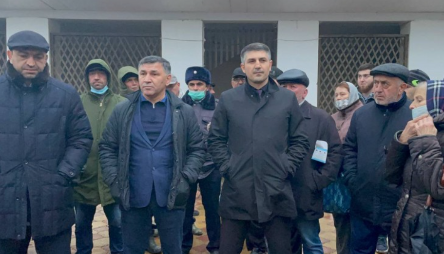 Врио министра энергетики и ЖКХ РД с рабочим визитом посетил дачный посёлок Кривая балка