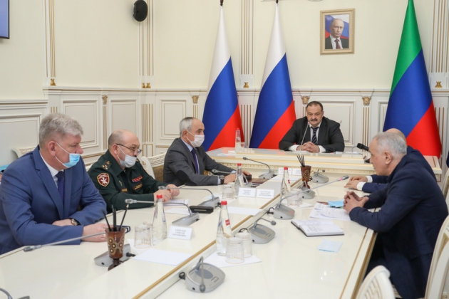 Глава РД призвал муниципалитеты к ответственному подходу к обеспечению защиты населения от ЧС