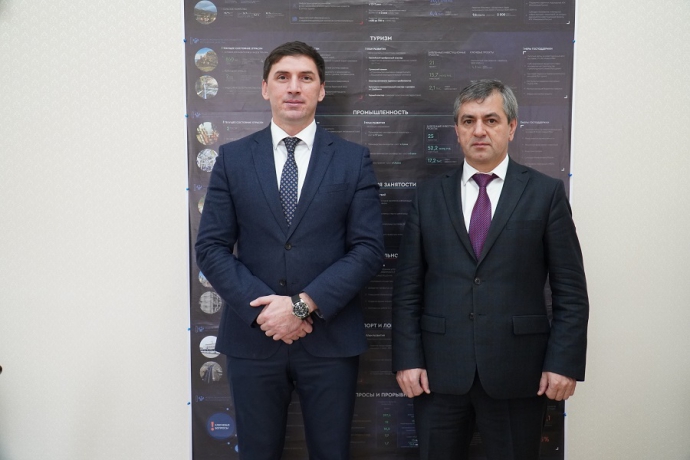 Нюсрет Омаров встретился с управляющим ВТБ в СКФО Александром Дыренко