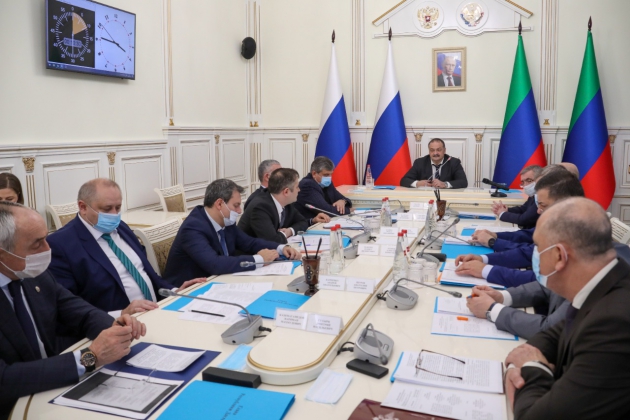 Сергей Меликов провел заседание Совета Безопасности РД
