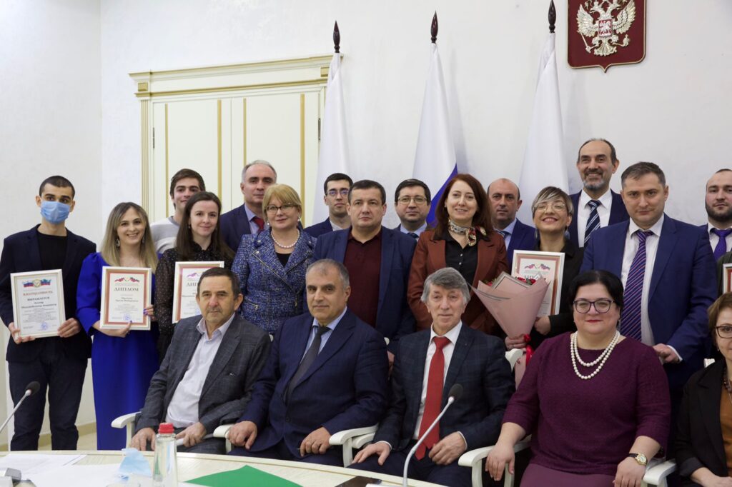 Победителей республиканского конкурса «Лучший молодой ученый 2021 года»  наградили в Дагестане
