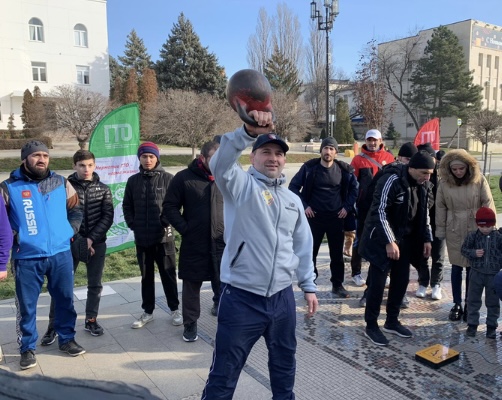 В Махачкале прошла республиканская акция «Знамя ГТО»