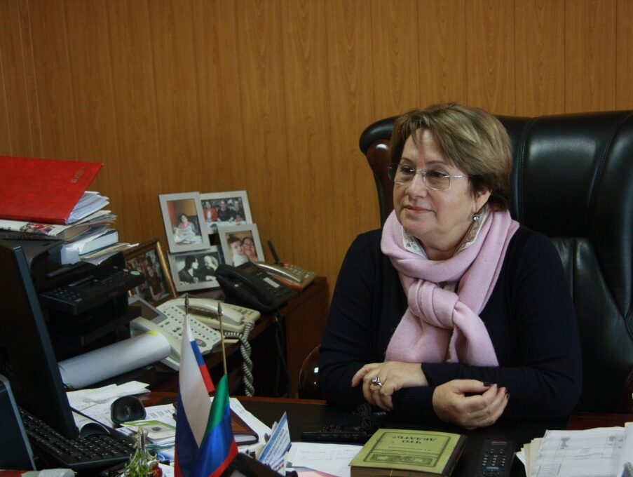 Бурлият Токболатова прокомментировала признание Россией независимости Донецкой и Луганской народных республик