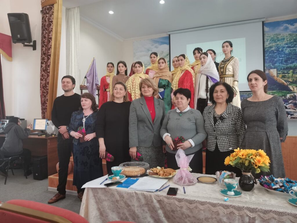 Adətlərimiz, keçmişimiz və gələcəyimizdir