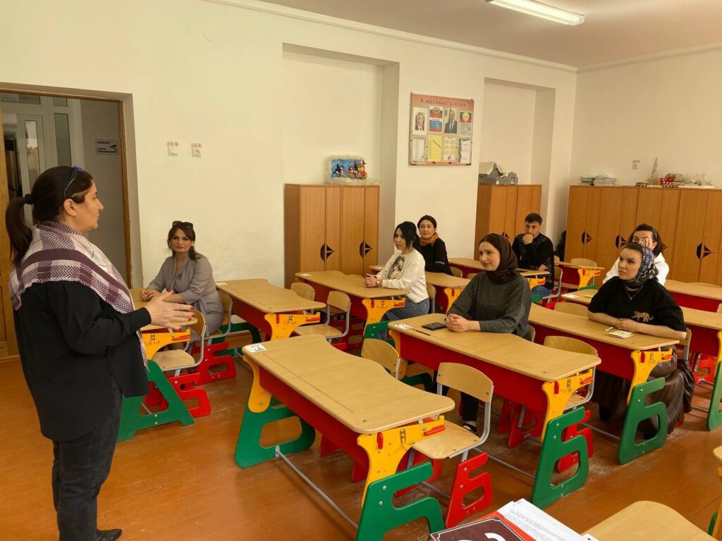 Единый день сдачи ЕГЭ родителями прошел в Дербенте