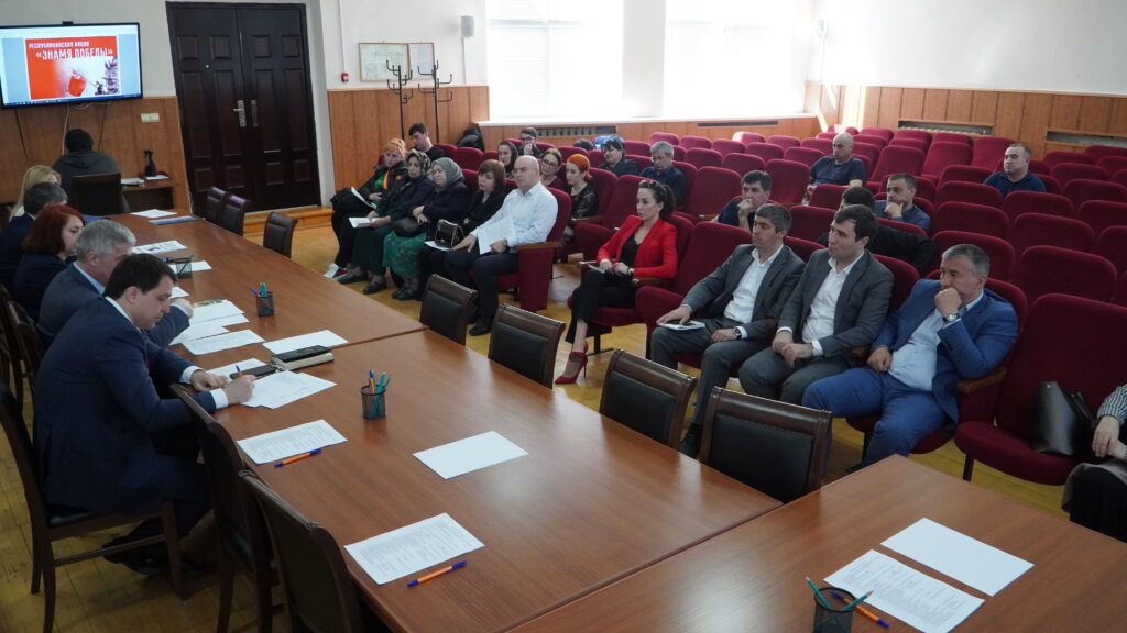 Бизнес-сообщество Каспийска встретилось с Уполномоченным по защите прав предпринимателей в РД