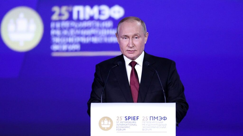 SPÜİF-22:   Vladimir Putin daxili biznes haqqında