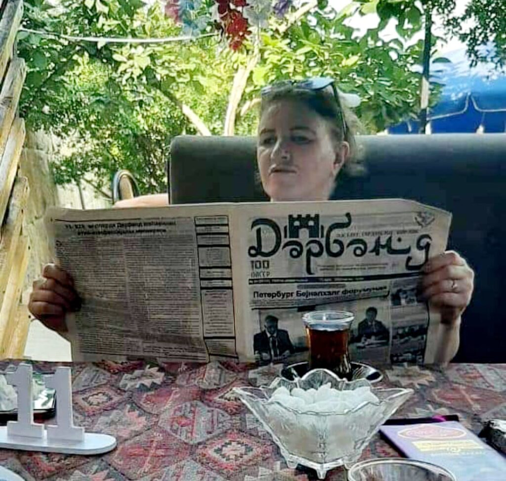 Müəllif ZEYNƏB DƏRBƏNDLİ