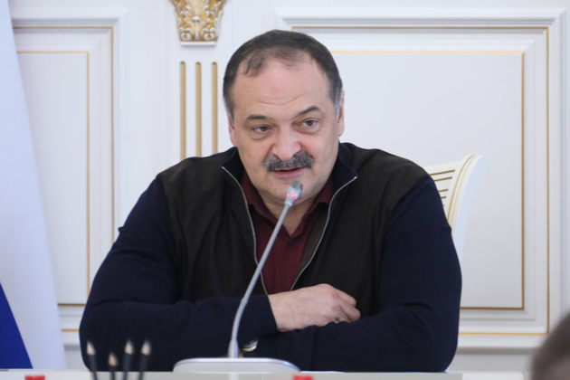 Глава Дагестана провел заседание организационного комитета по подготовке и проведению празднования 100-летия со дня рождения Расула Гамзатова