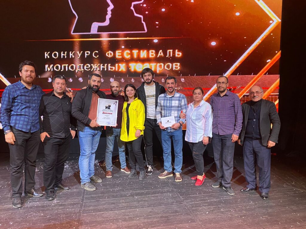 Gənclər teatrlarının müsabiqə-festivalı başa çatıb