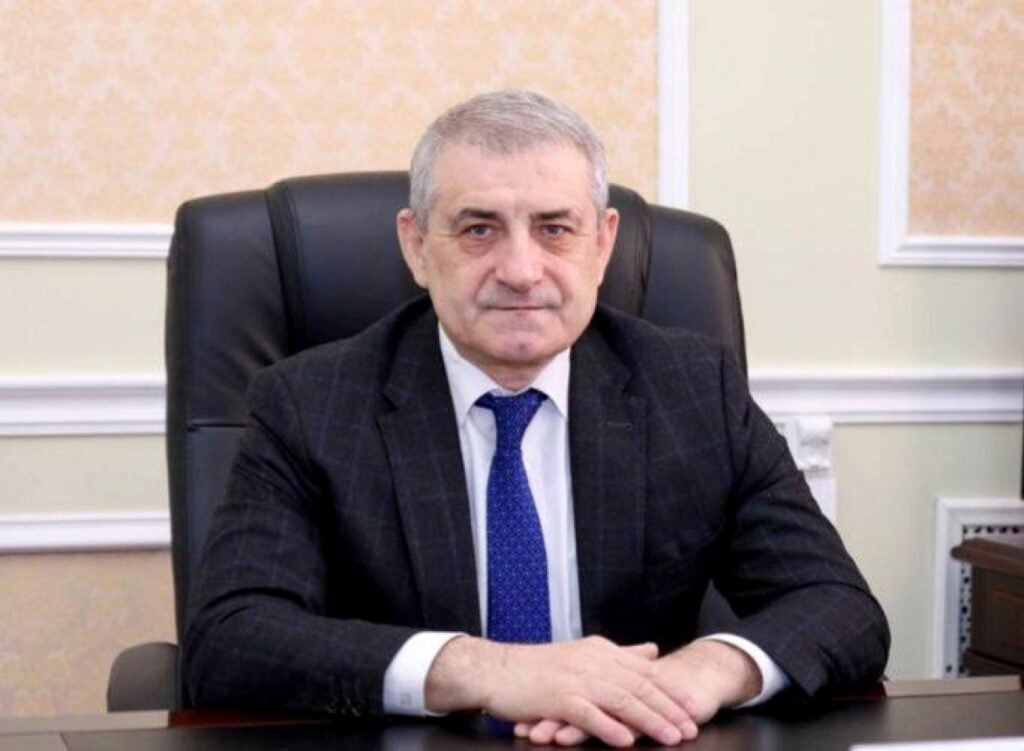 Ризван Газимагомедов провел рабочее совещание с Председателем Махачкалинского городского Собрания депутатов и заместителями мэра.