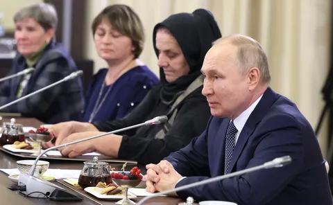 В Ново-Огарёве прошла встреча президента Путина с матерями военнослужащих – участников СВО