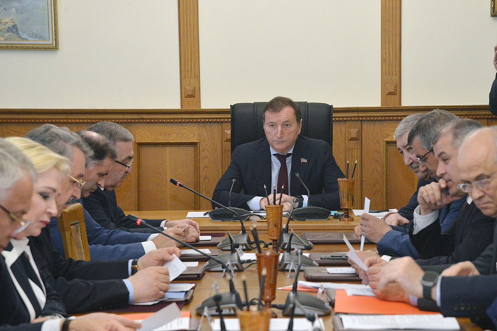 Президиум Народного Собрания рассмотрел вопрос «Об отзывах на проекты федеральных законов»