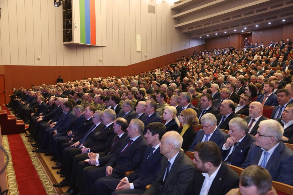 Torpaq məsələsi respublika ücün prioritet