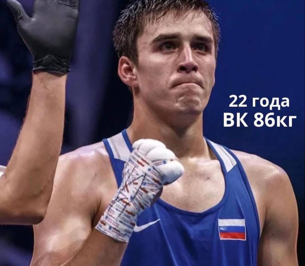 Боксер Шарапудин Атаев поборется за звание чемпиона мира