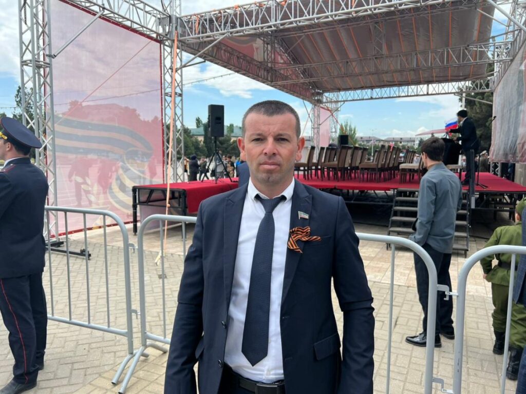 Расим Гаджиагаев поздравил дагестанцев с Днем Победы