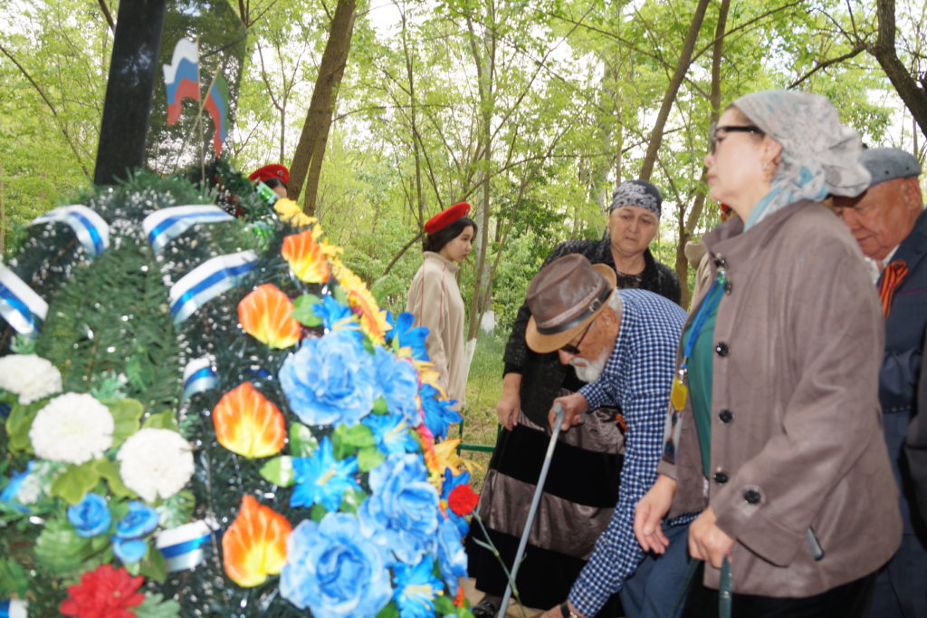 В Ногайском районе РД открыли памятный знак жителям муниципалитета – участникам СВО