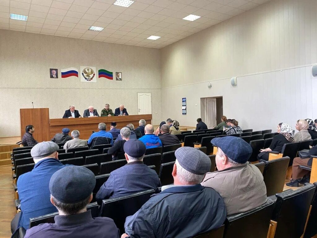 В Карабудахкенте состоялось отчетно-выборное собрание общества «Весна»