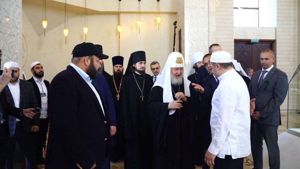 Помощник Главы Дагестана Магомед Гаджимагомедов встретился с патриархом Московским и всея Руси Кириллом