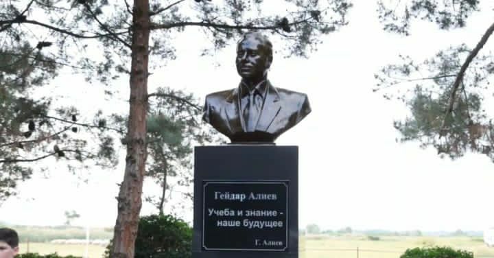 Heydər Əliyev 100