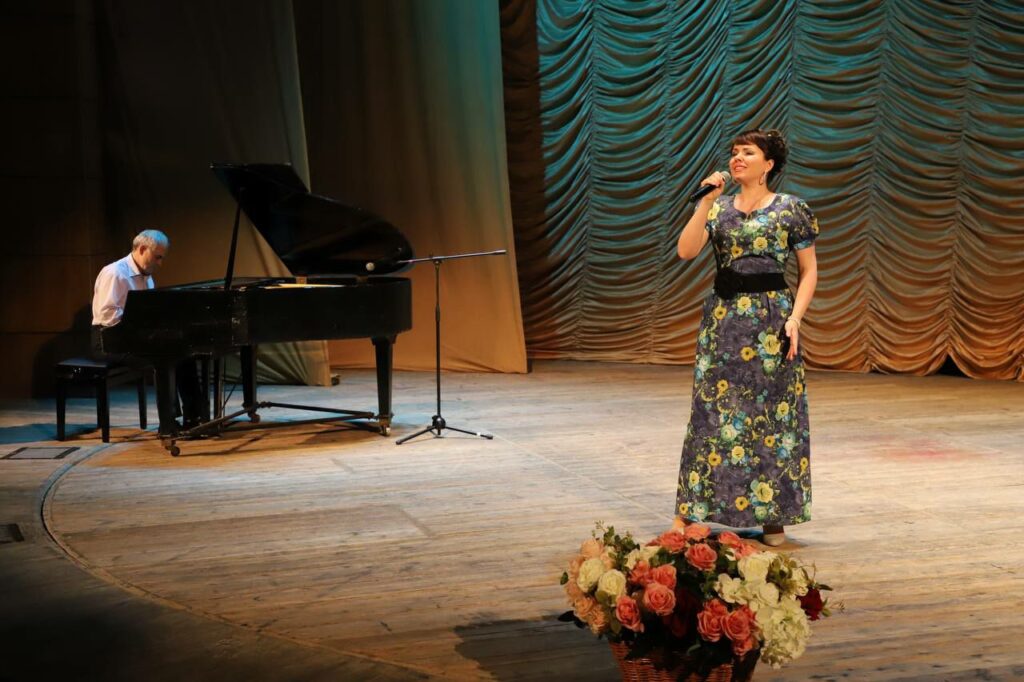 "Narkotiklərə qarşı teatr"