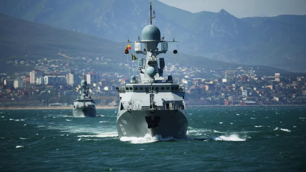 В Дагестане прошел военно-спортивный праздник ко Дню ВМФ