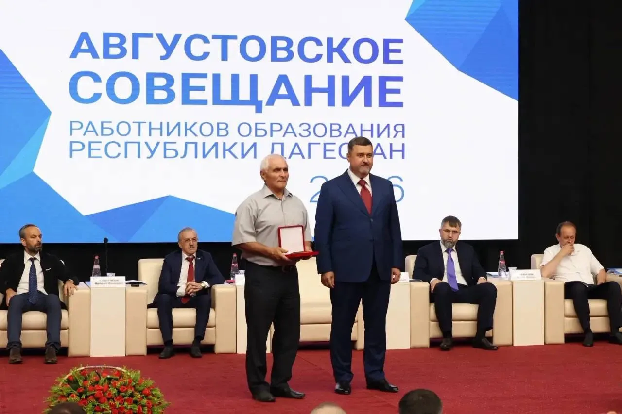 За верность профессии!