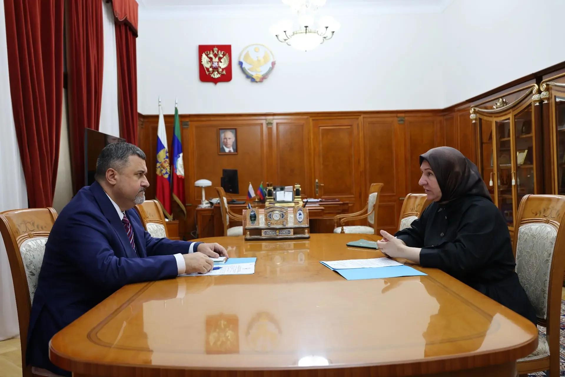Фёдор Щукин провёл встречу с руководителем Комитета семей воинов Отечества Республики Дагестан Мехрибан Муслимовой
