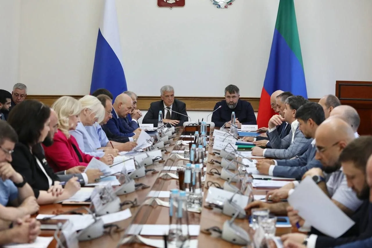 Məhəmməd Ramazanov və Vladimir Nadıtko Dağıstanda milli layihələrin həyata keçirilməsini müzakirə etdilər
