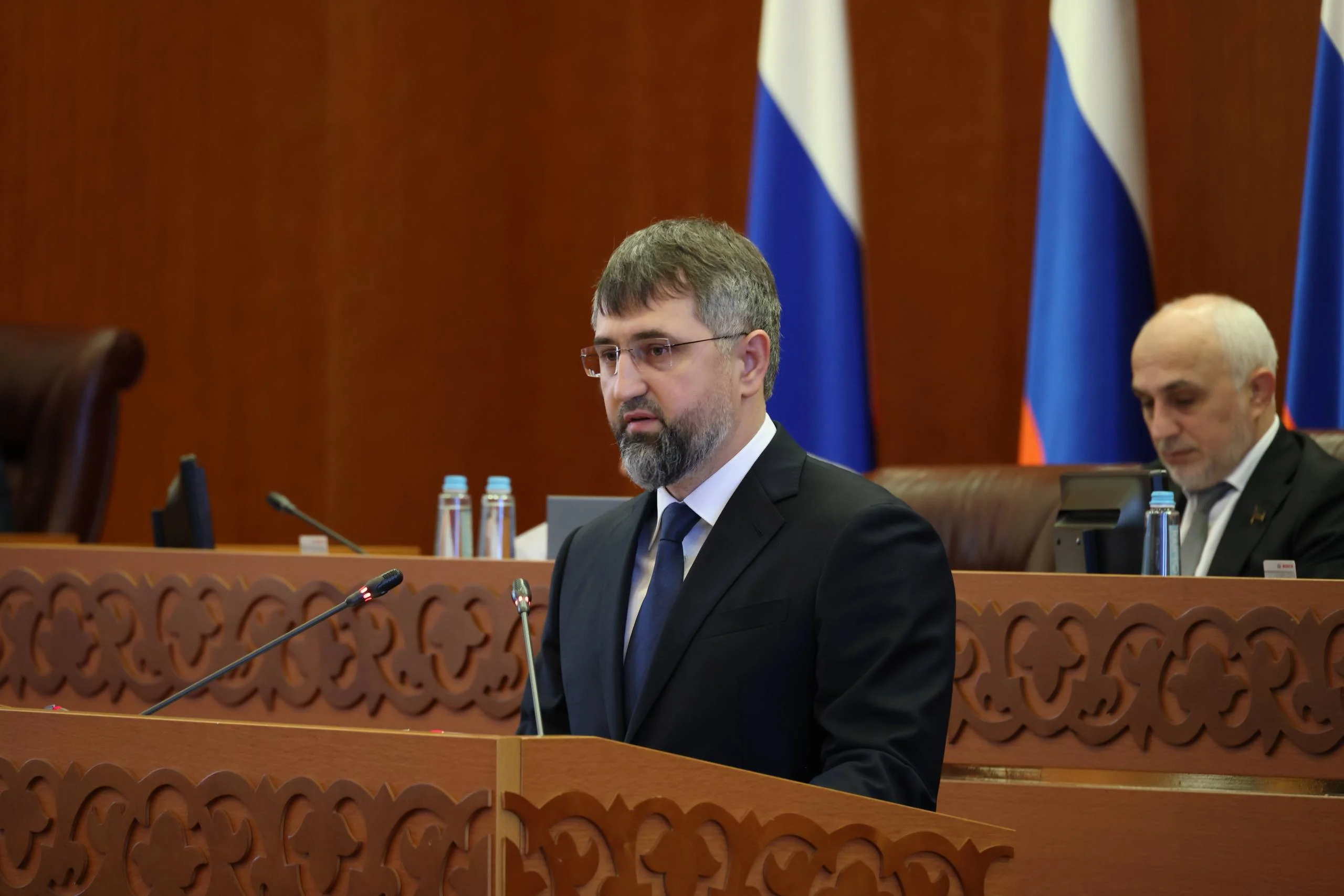 Депутаты поддержали кандидатуру Магомеда Рамазанова на должность Председателя Правительства РД