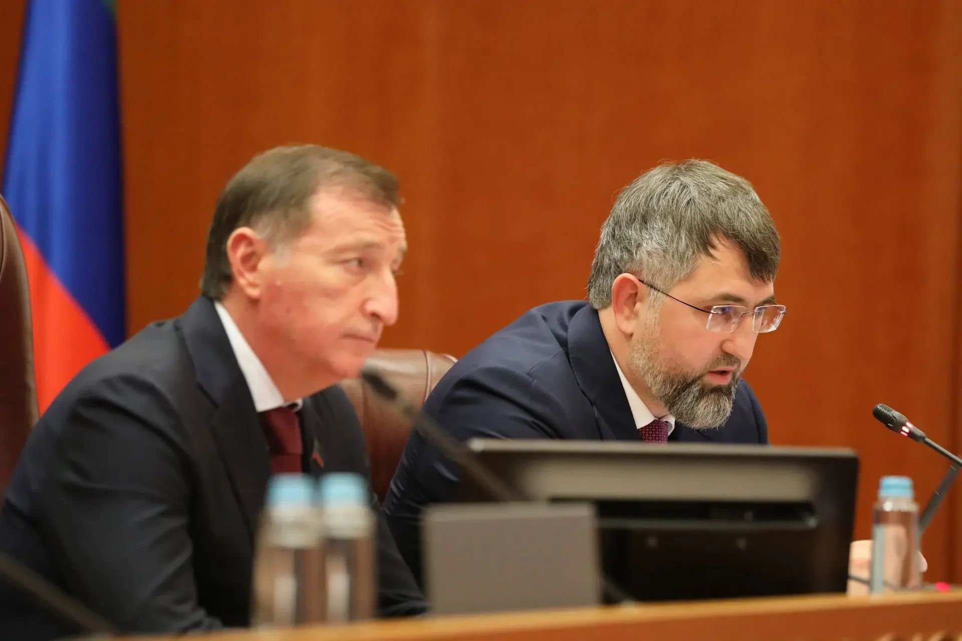 Магомед Рамазанов встретился с депутатами фракции «Единая Россия» в Народном Собрании