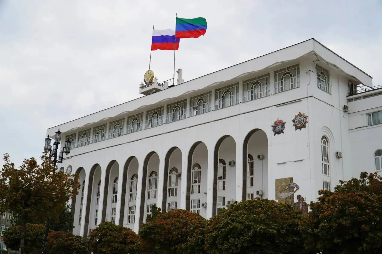 Правительство Дагестана сложило полномочия