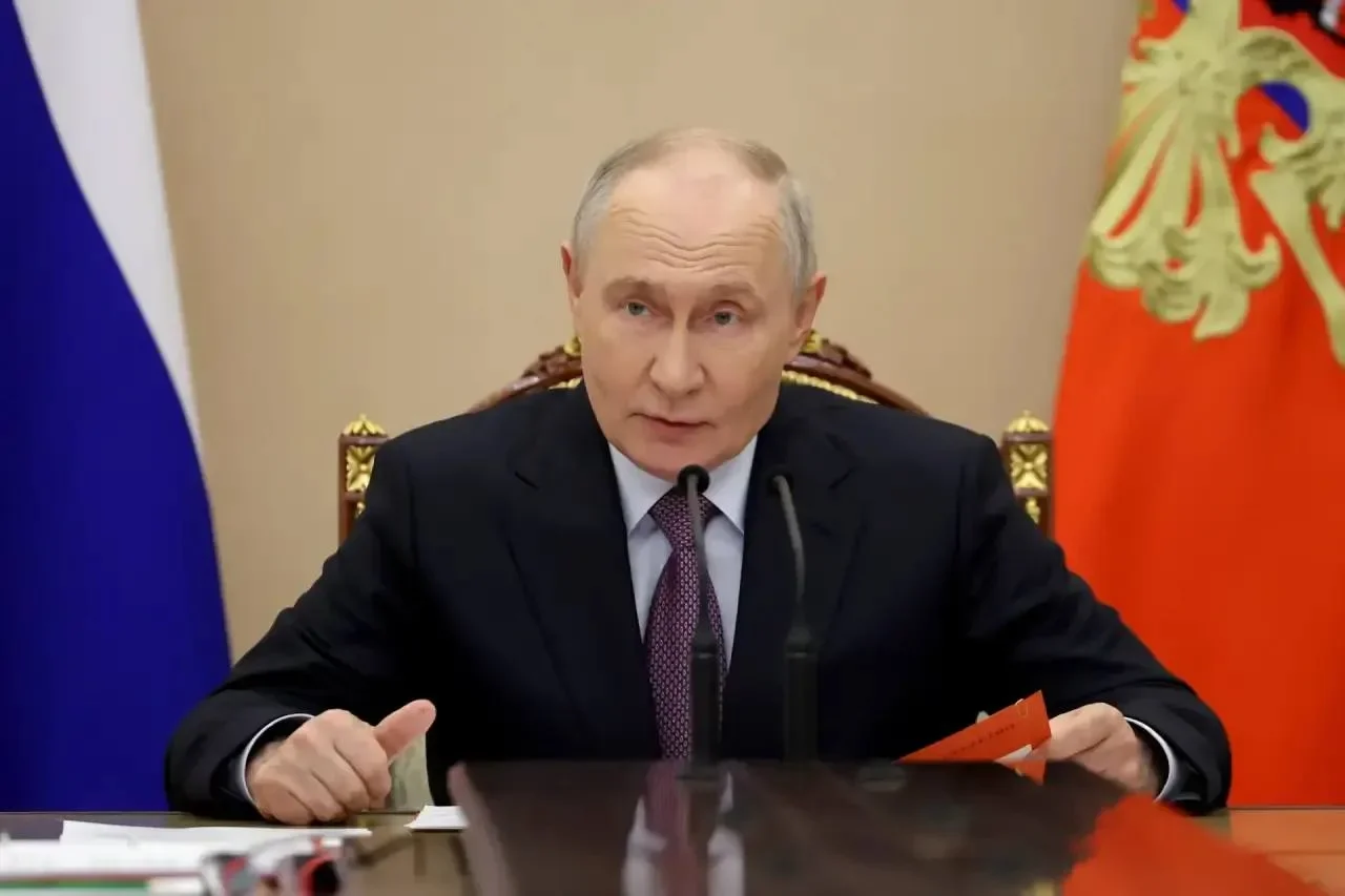 Rusiya prezidenti Vladimir Putin dağıstanlılara yüksək rütbələr verdi