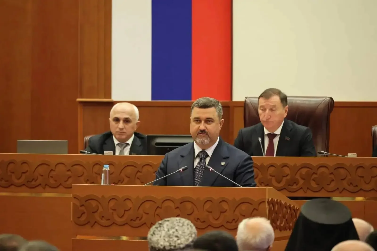 Yuri Gamzatov Fyodor Şukini Dağıstanın rəhbəri seçilməsi münasibətilə təbrik etdi