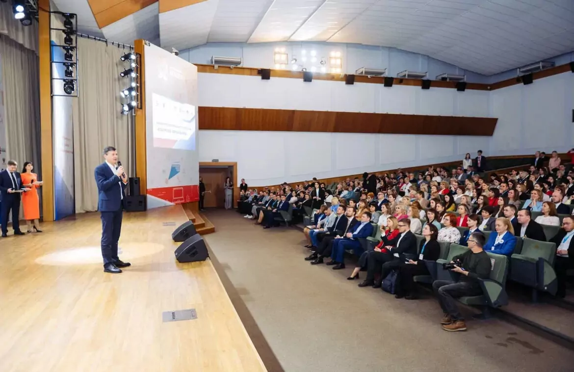 Трое дагестанцев представят республику в финале конкурса «Флагманы образования»