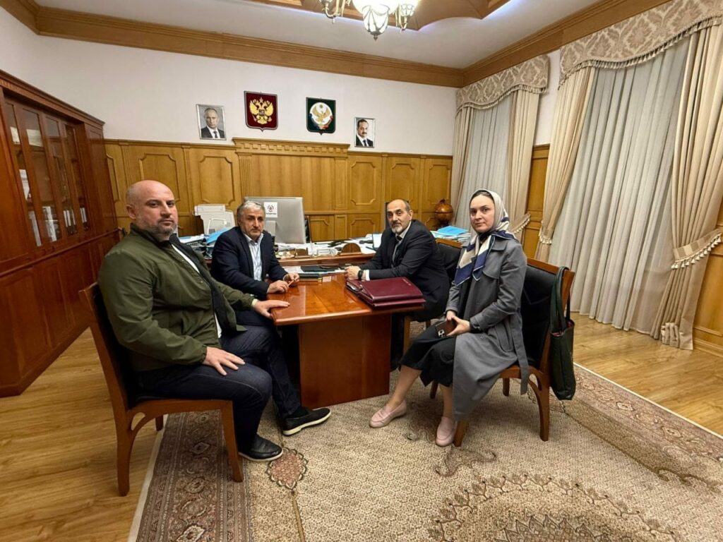 Dağıstan Respublikasının Təhsil və Elm Nazirliyində Dağıstan yunundan məktəb forması müzakirə edildi