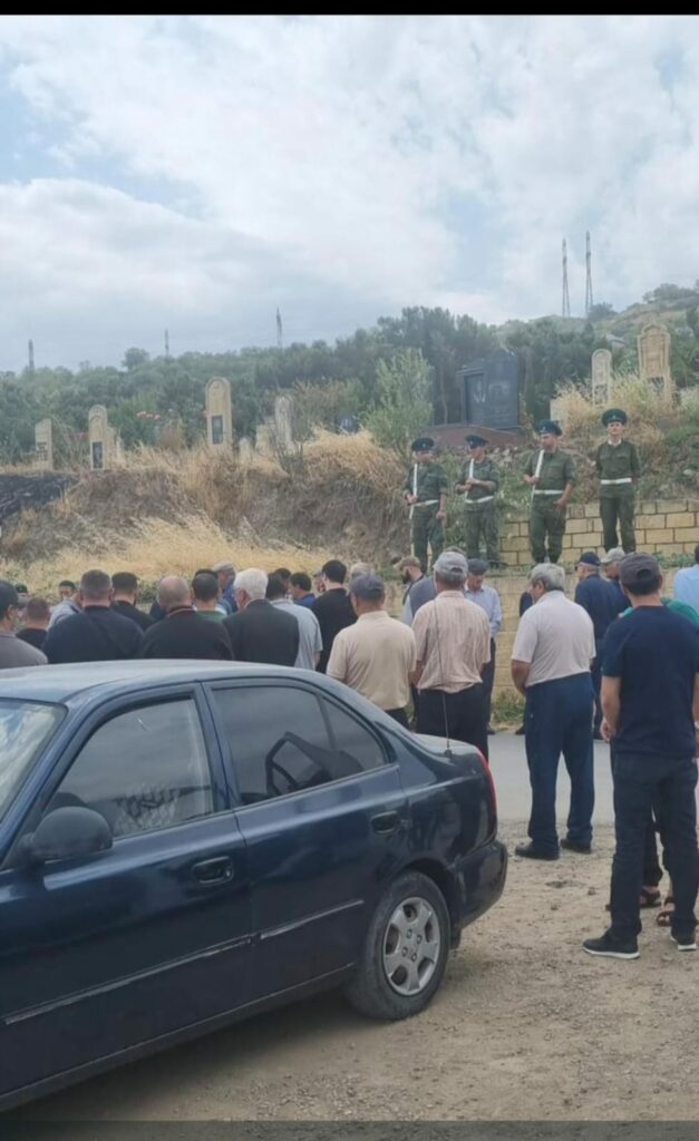 Bu gün Dərbənddə cəsur dəniz piyadaları zabiti, polkovnik-leytenant Şıxəliyev Nəriman Şəmsutdinoviçin dəfn mərasimi keçirilib