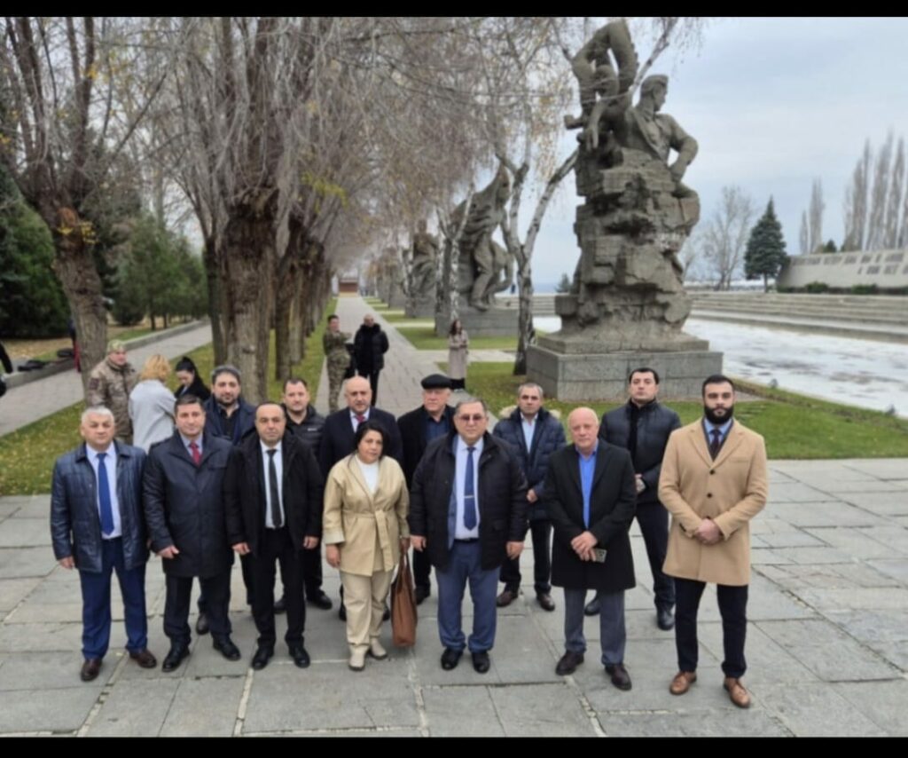 "Xalqlar illər boyu birlikdə"Rusiyanın azərbaycanlı icmaları Stalinqrad döyüşünün qəhrəmanlarının xatirəsini yad ediblər