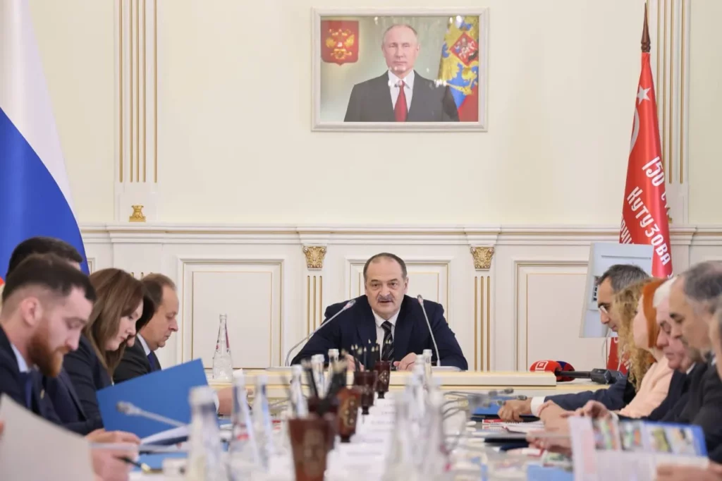 Sergey Melikov bu il Dağıstanda "Birincilər Hərəkatı" nın inkişafı ilə bağlı yekun iclas keçirir