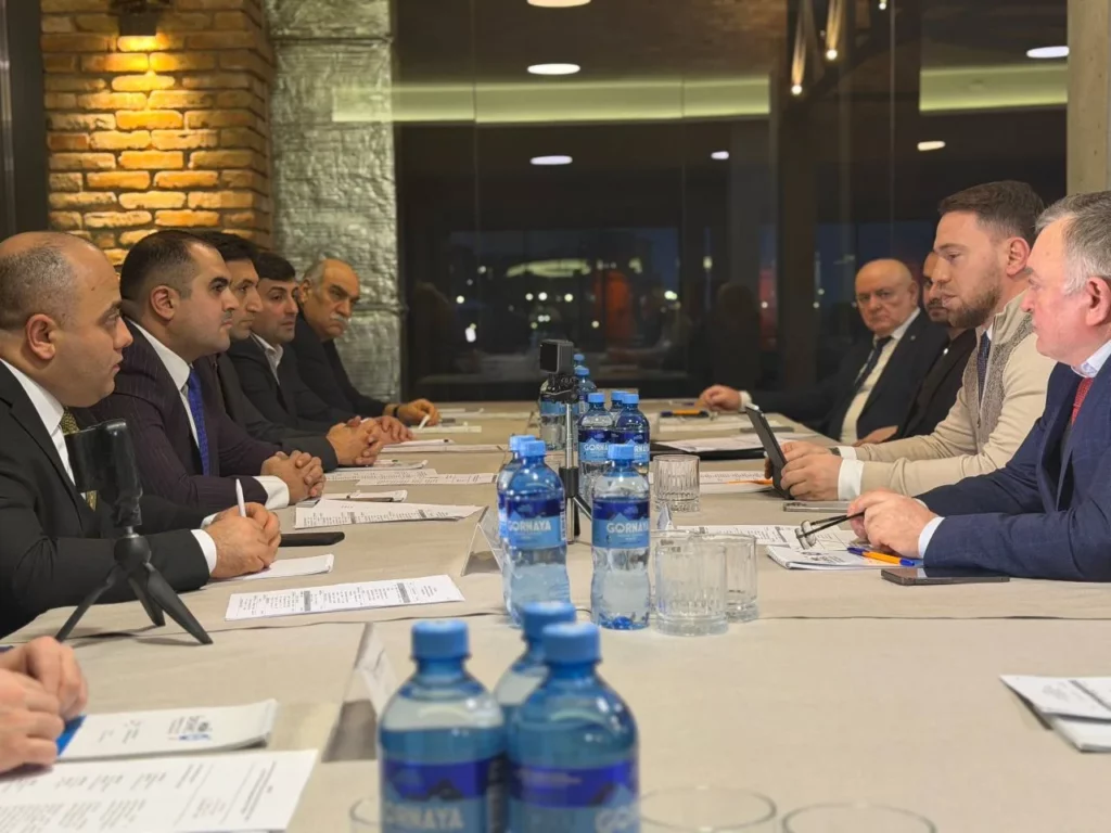Mahaçqalada Azərbaycan inşaatçılar və developerlər İttifaqının rəsmi nümayəndə heyəti ilə işgüzar görüş keçirilir