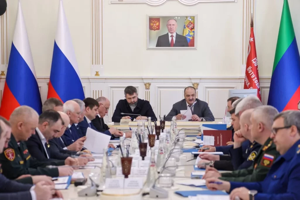 May tətillərində Qanunun aliliyi və yanğın təhlükəsizliyinin təmin edilməsi Sergey Melikovun rəhbərliyi altında müzakirə edildi